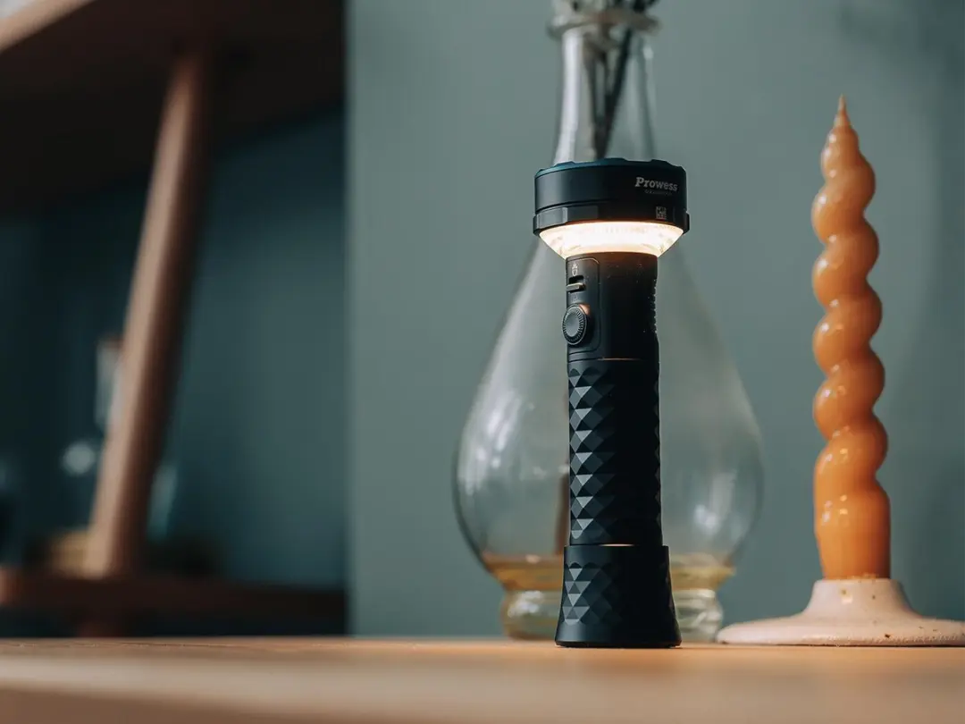 Olight Prowess Zaklamp - 5000 lm - Zwart - afbeelding 3 van 6