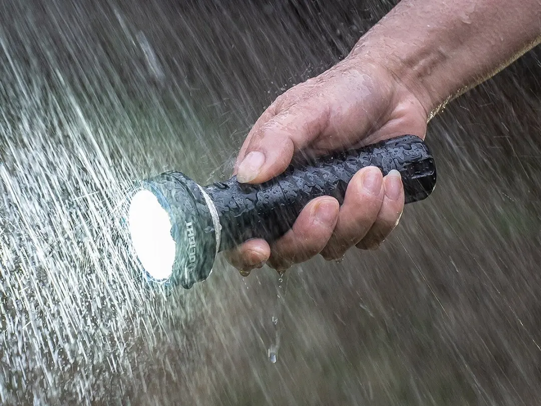 Olight Prowess Zaklamp - 5000 lm - Zwart - afbeelding 2 van 6