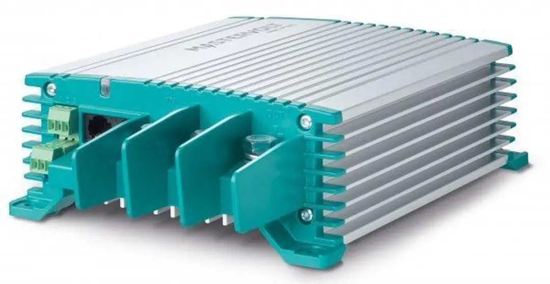 Mastervolt Mac Plus 12/12-50A Mac Plus 12/24-30A