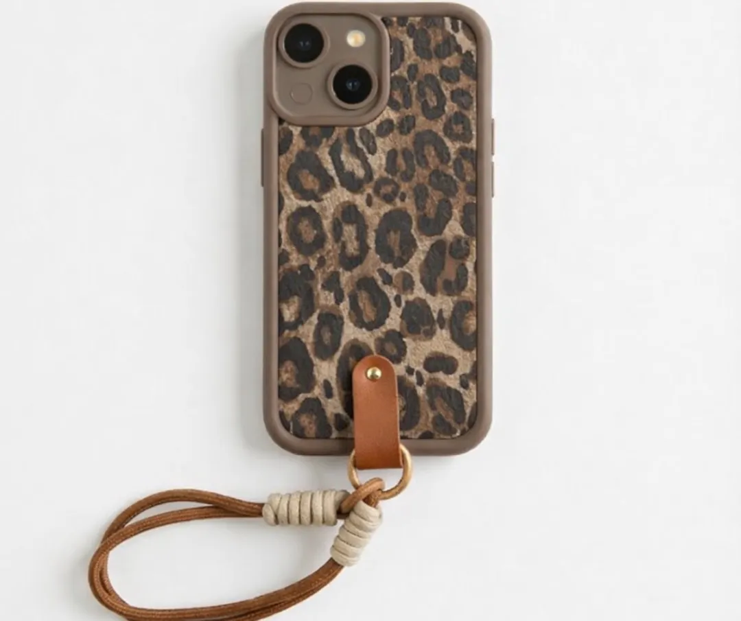 NUVEX iPhone 14 Hoesje Bruin Luipaard Print