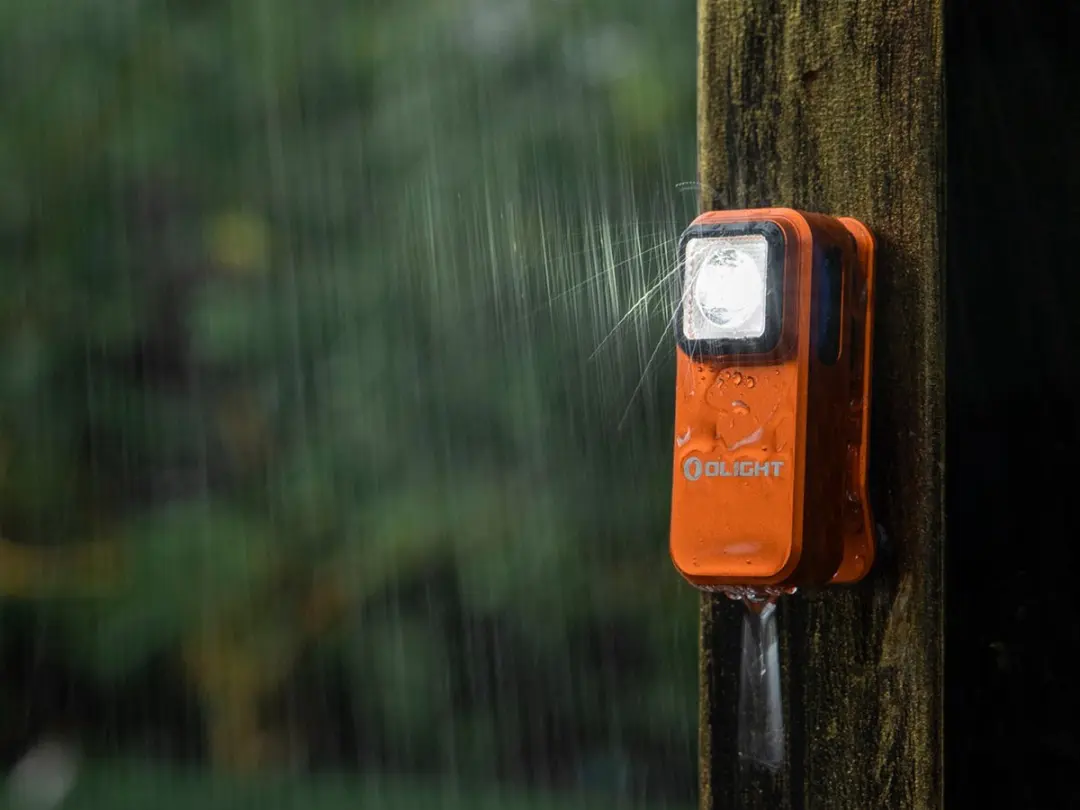 Olight Oclip Zaklamp - 300lm - Oranje - afbeelding 5 van 6