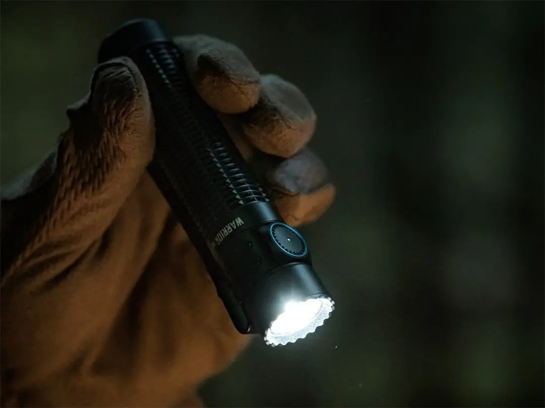 Olight Warrior Mini 3 Oplaadbare Zaklamp - Rood - afbeelding 6 van 6