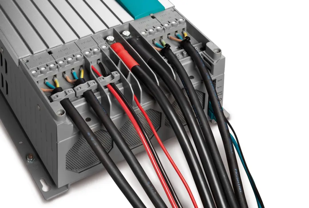 Mastervolt Mass Combi Ultra 24/3500-100 - afbeelding 3 van 6