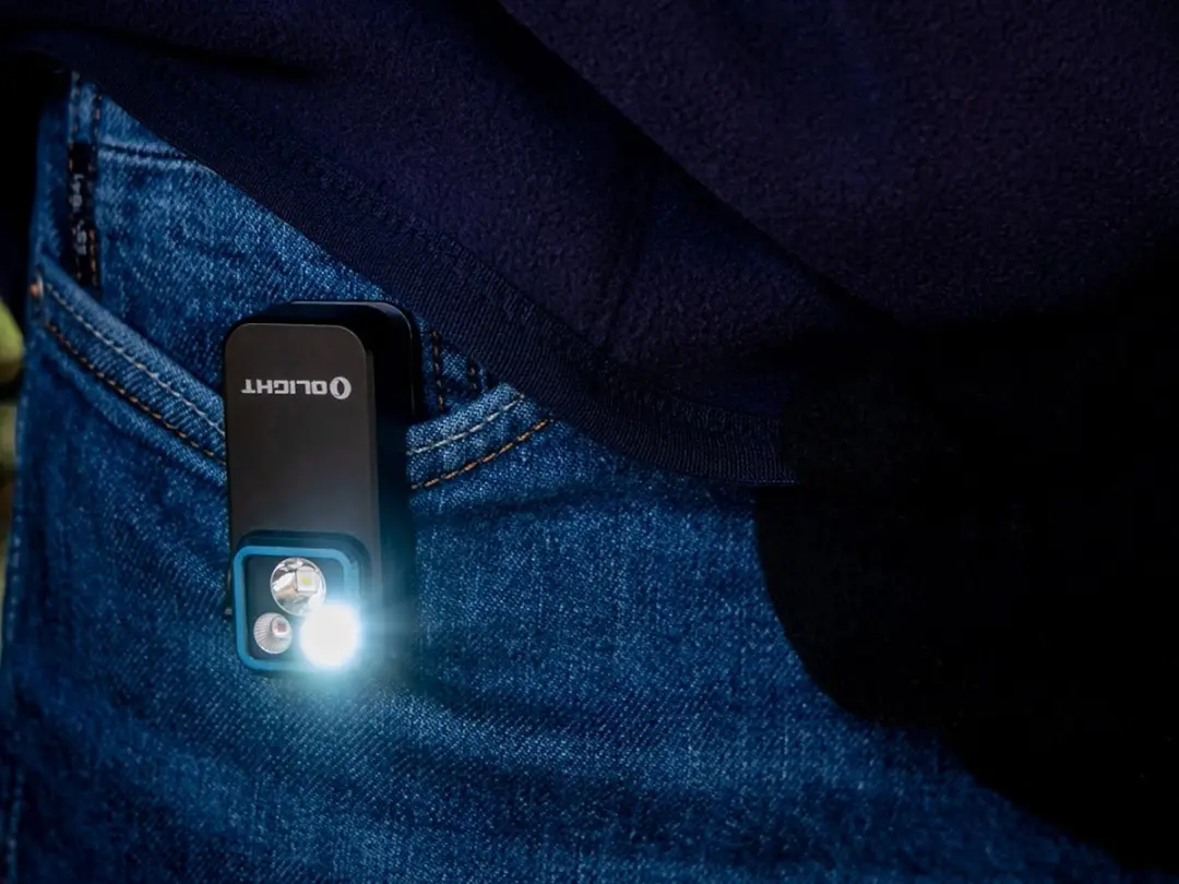 Olight OClip Pro LED Mobiele Lamp - 6000K - Zwart - afbeelding 4 van 6