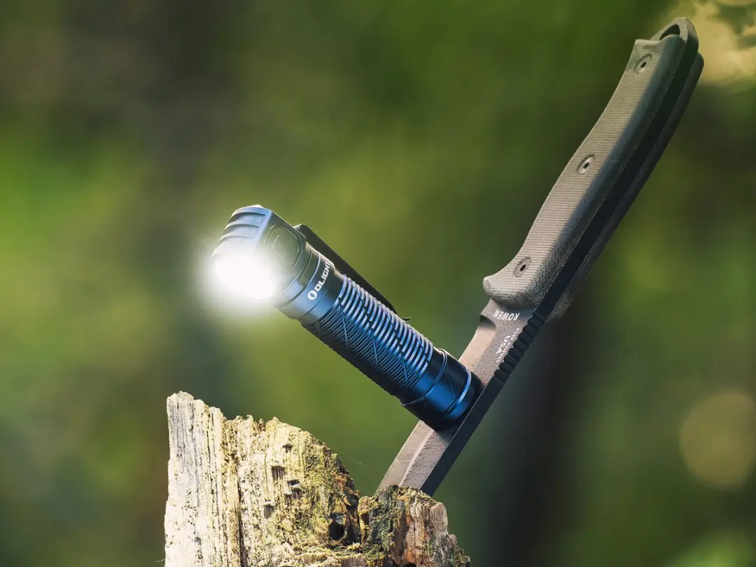 Olight Perun 3 Midnight Blue Zak- en Hoofdlamp - 3000 lm - afbeelding 2 van 6
