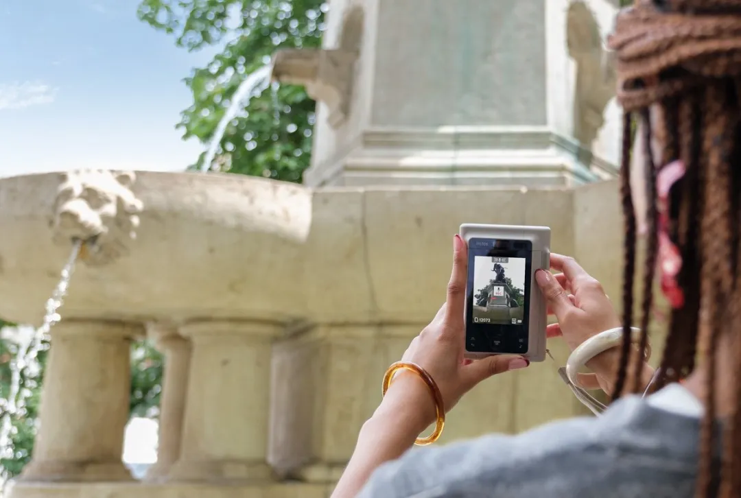 FUJIFILM instax mini LiPlay Sand Beige