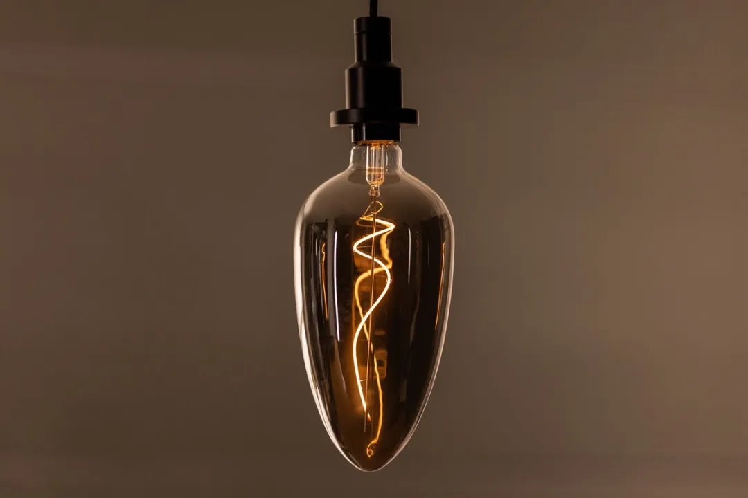 Osram LED-lamp E14 Ballon 4W Warmwit - Ø125mm