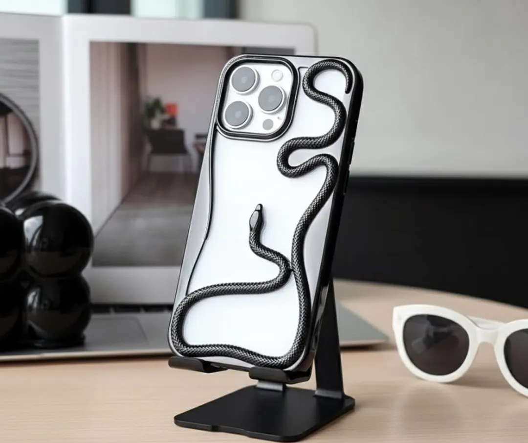 NUVEX iPhone 15 Pro Slanghoesje - Zwart