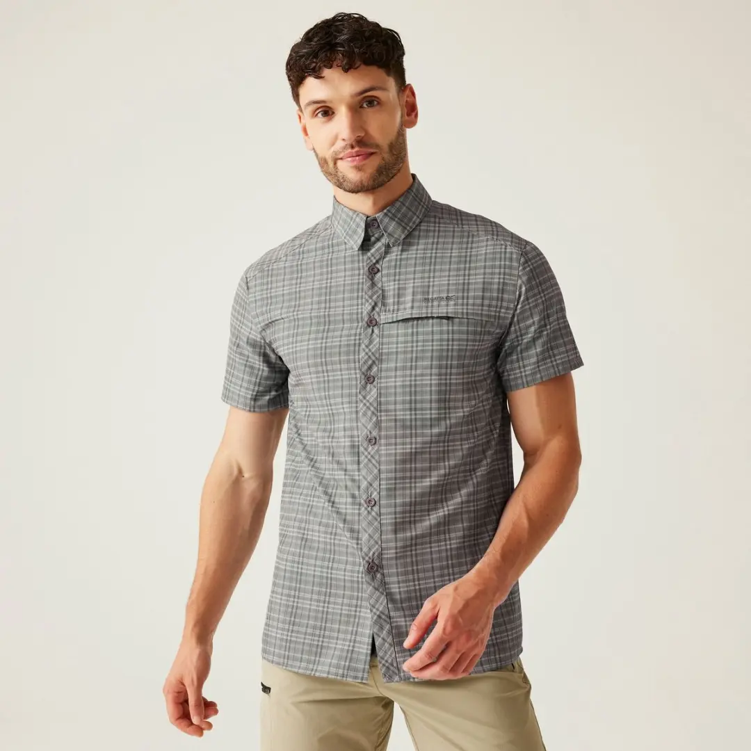 T-shirt Korte Mouwen Wandelen Heren Waterafstotend