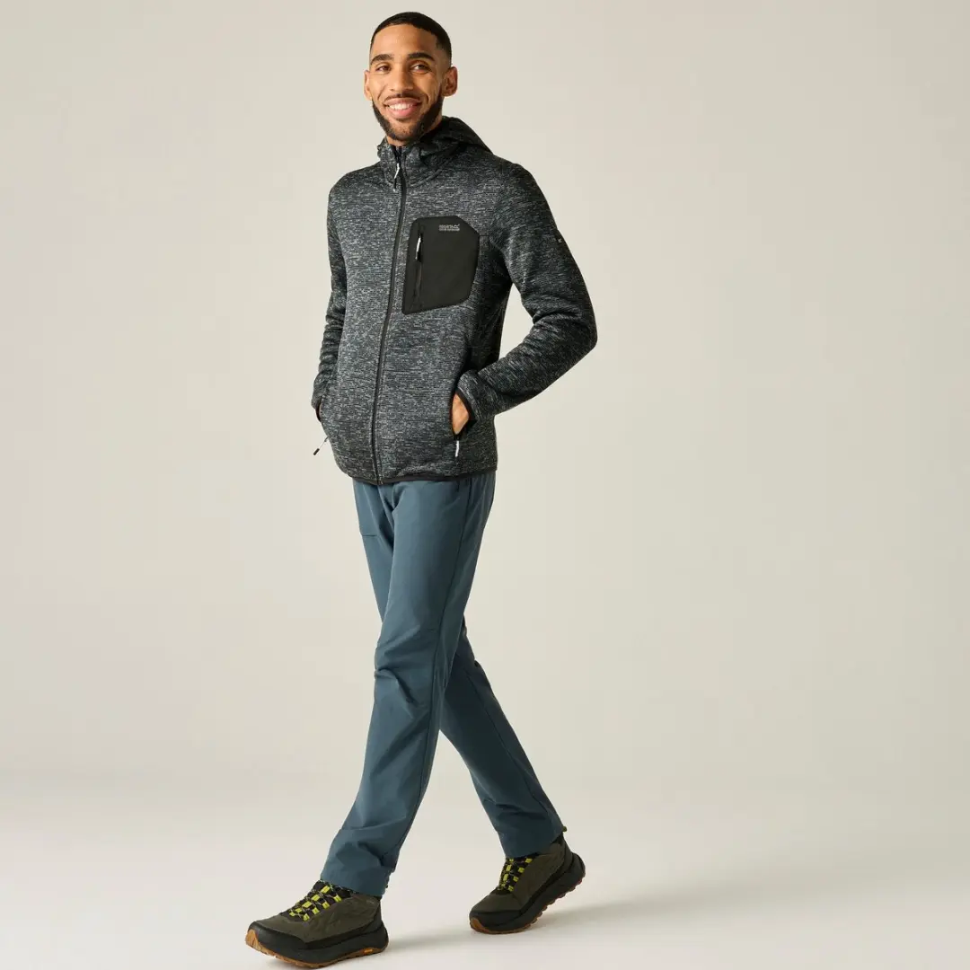 Hooded Newhill - afbeelding 6 van 6