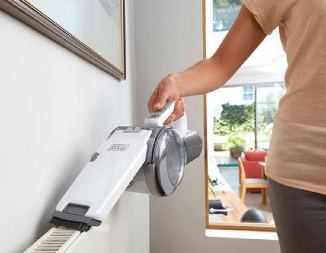 BLACK+DECKER 18 volt. LITHIUM Kruimeldief Pivot - PV1820L-QW