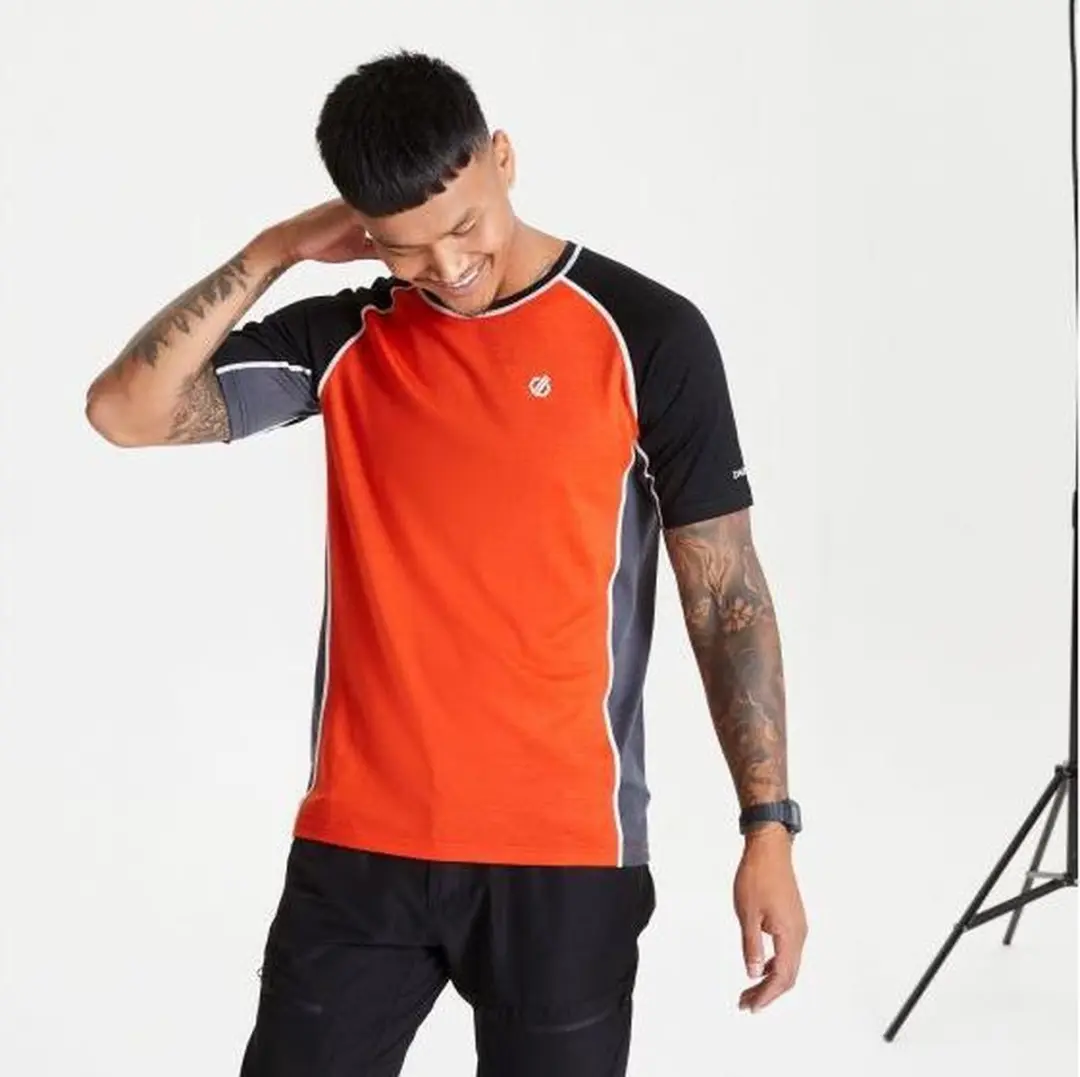 Dare2B Conflux Wool t-shirt voor heren comfortabele sporttop van stretchmateriaa
