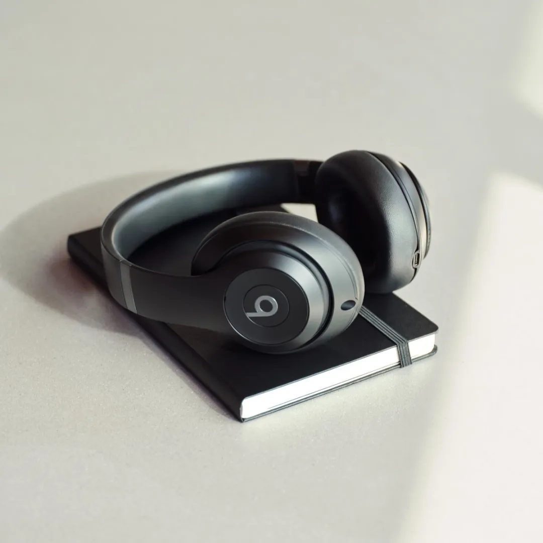 Beats Studio Pro Wireless-koptelefoon – Zwart