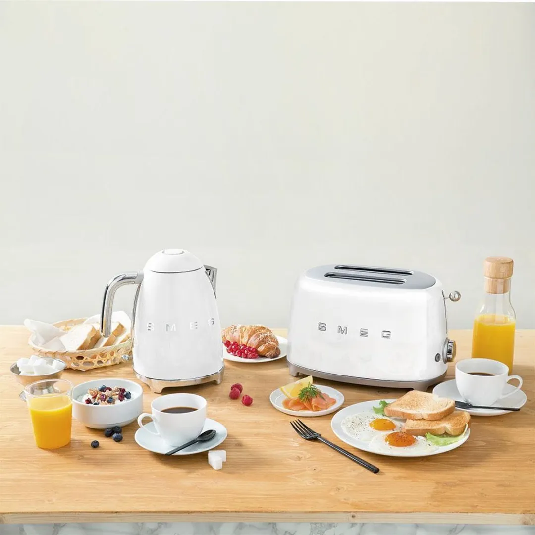 Smeg TSF01WHEU Broodrooster - 2x2 - 950W - 6 Niveaus