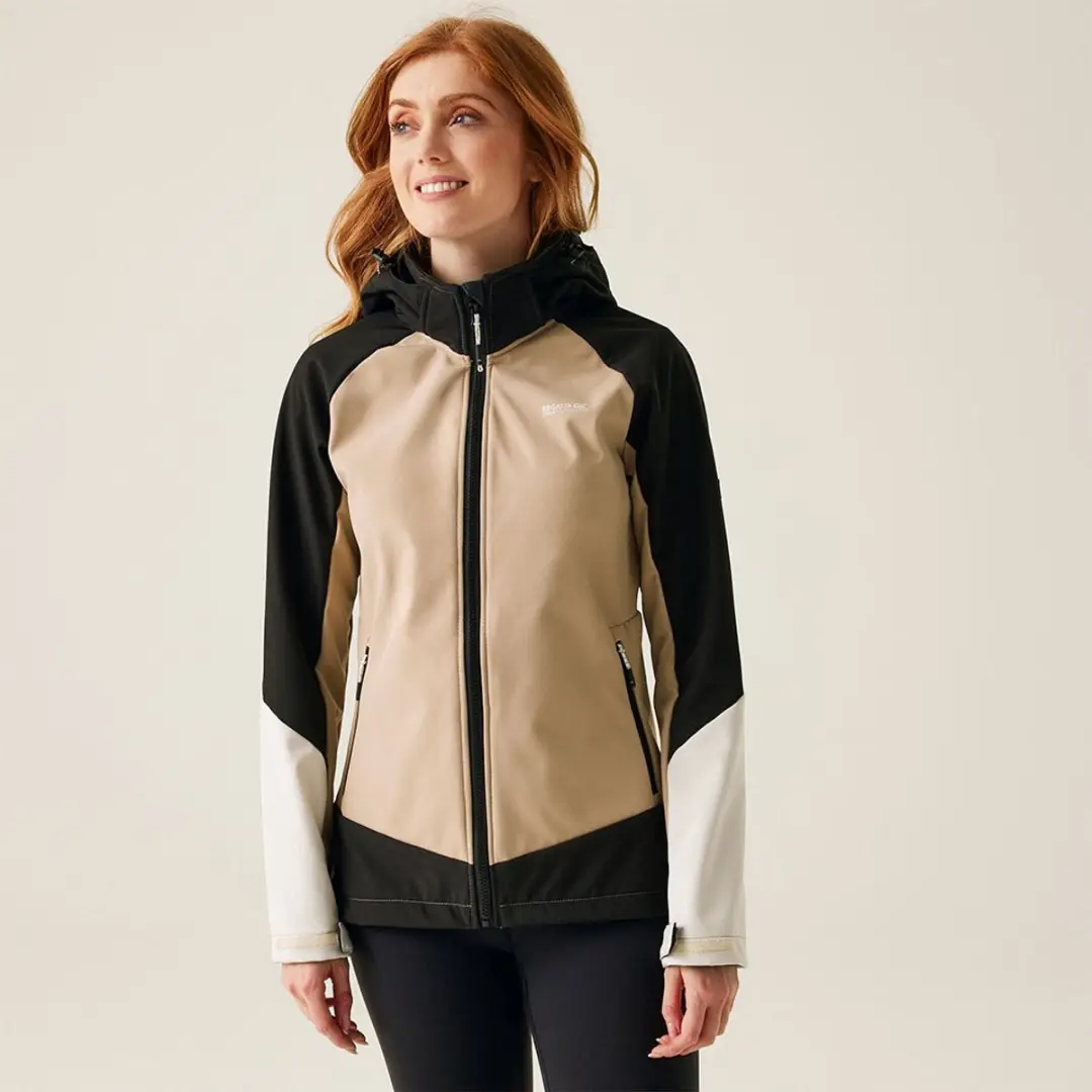 Regatta Dessoto X Softshelljack Beige,Wit 44 Vrouw