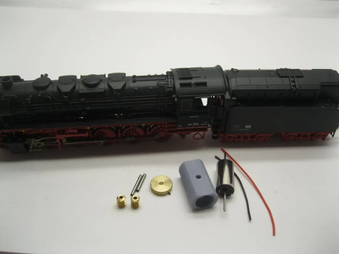 Roco TRC001C micromotor ombouwset H0 - BR 44/18/02