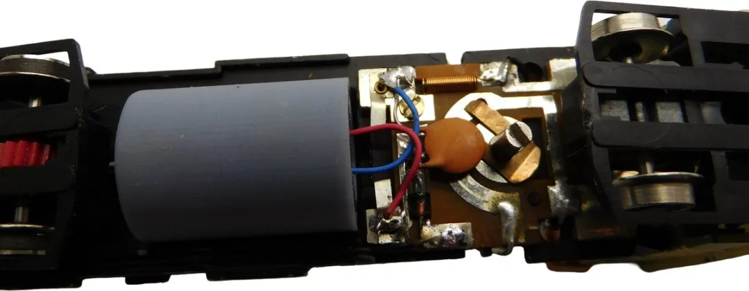 Roco H0 Micromotor HR009F Ombouwset