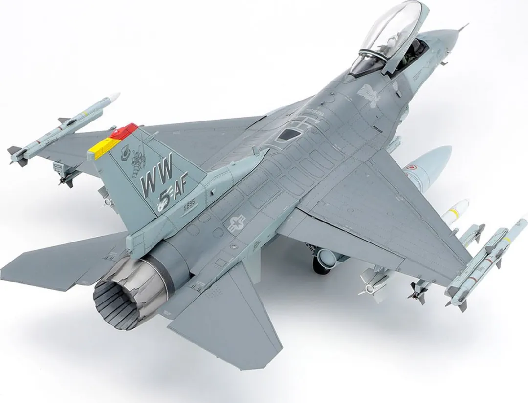 Tamiya 61098 F-16CJ Block 50 Modelbouwpakket - 1:48 - Multi