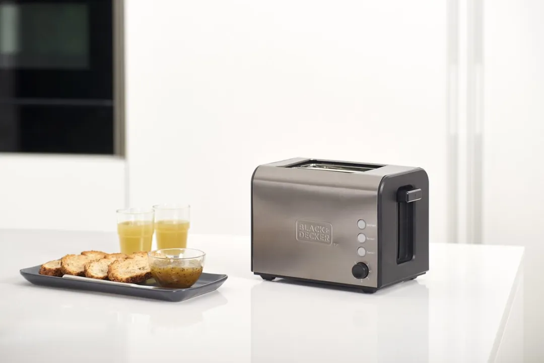 BLACK+DECKER BXTOA900E Broodrooster 2 Sneden