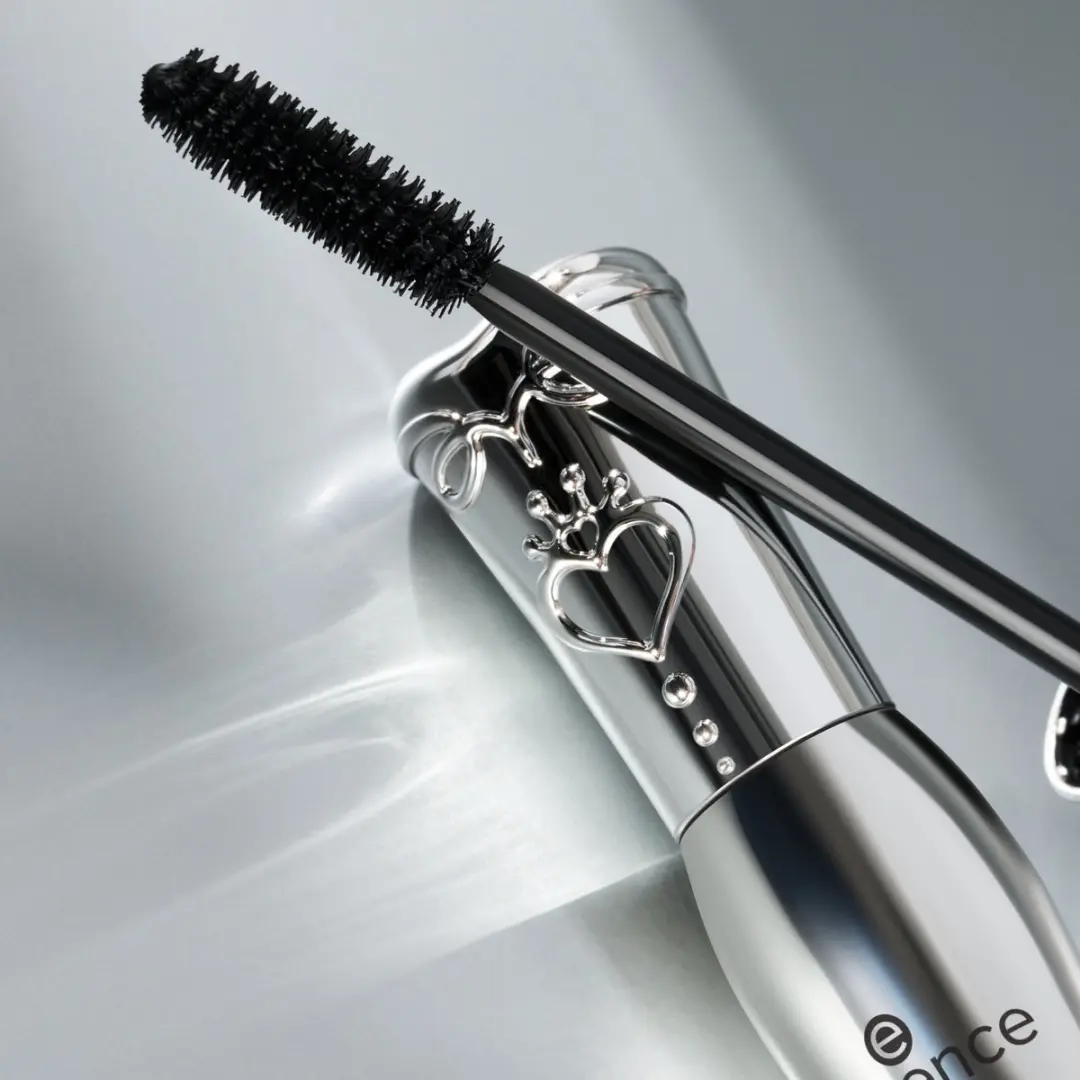 Essence Lash Princess Volume & Length Mascara - Deep Black - afbeelding 3 van 6