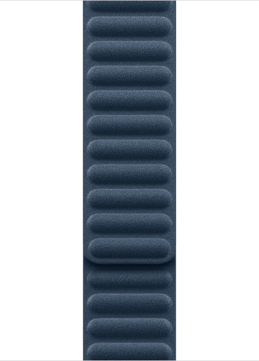 Apple Pacific Blue Magnetic Link Smartwatchband 41mm S/M