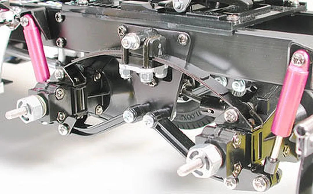 Tamiya Knight Hauler 56314 RC Auto - Chrome/Rood/Zwart