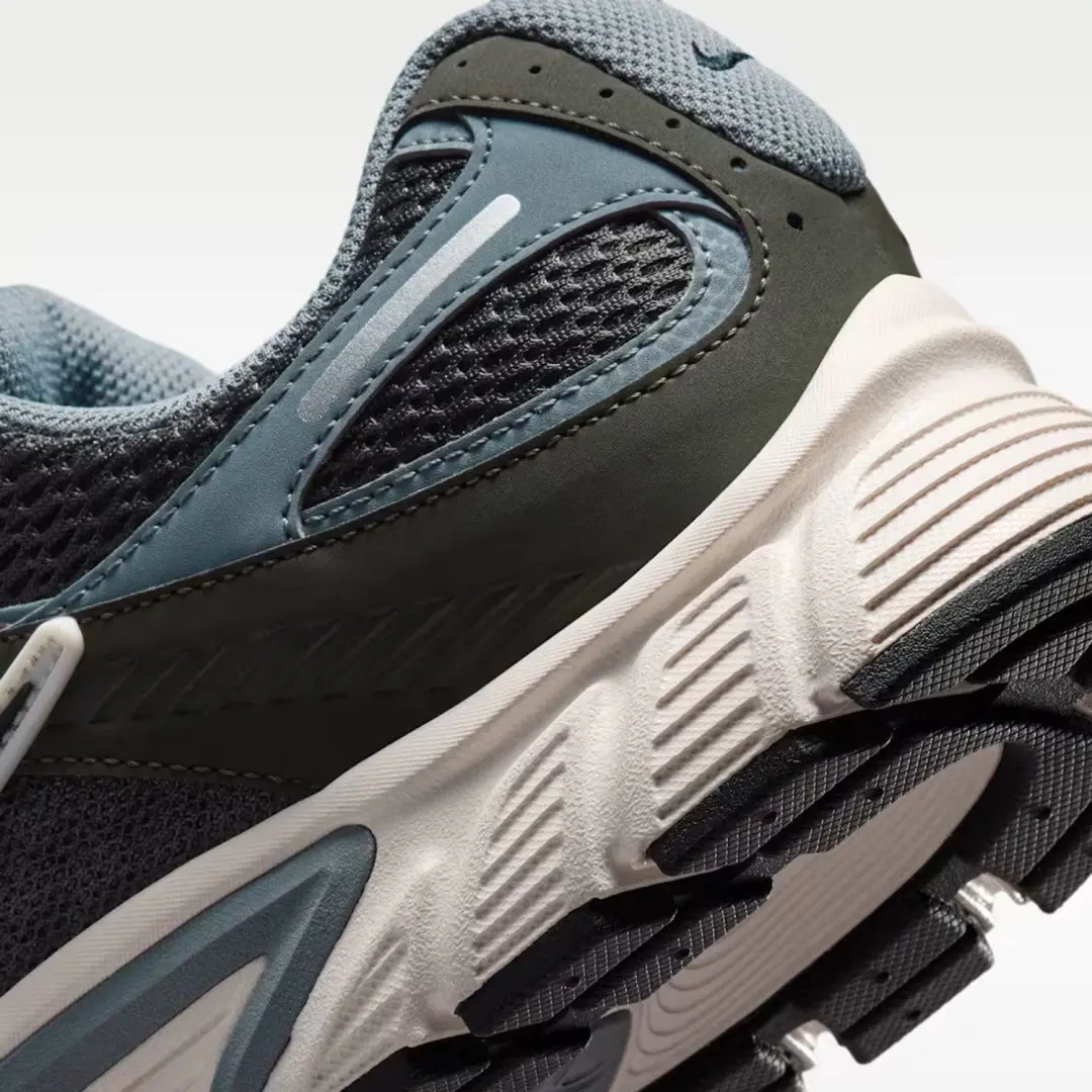 Nike V5 RNR Sneakers - afbeelding 4 van 6