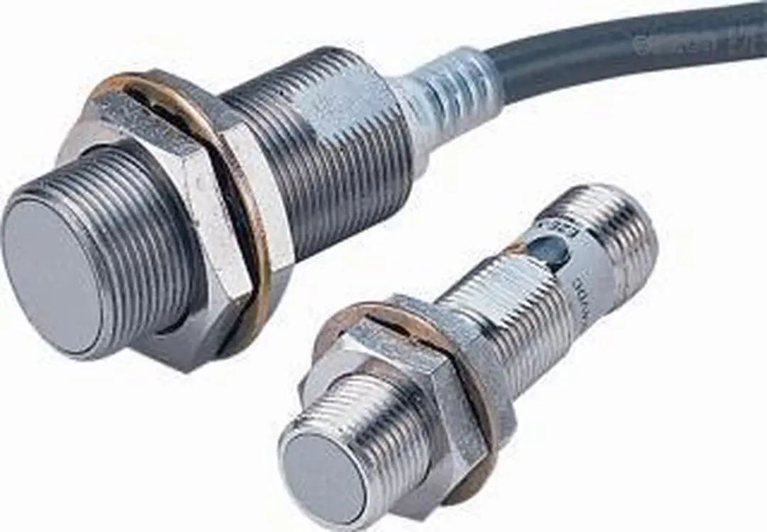 Omron E2 E2AS08KS02WPB12M Inductieve Naderingsschakelaar - Wit - afbeelding 6 van 6