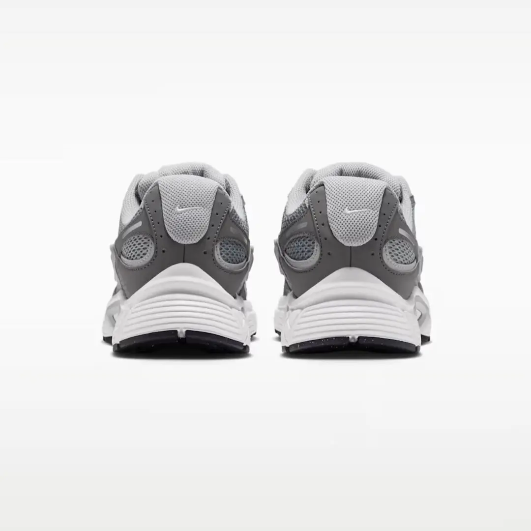 Nike V5 RNR Sneakers - Particle Grey - afbeelding 3 van 6