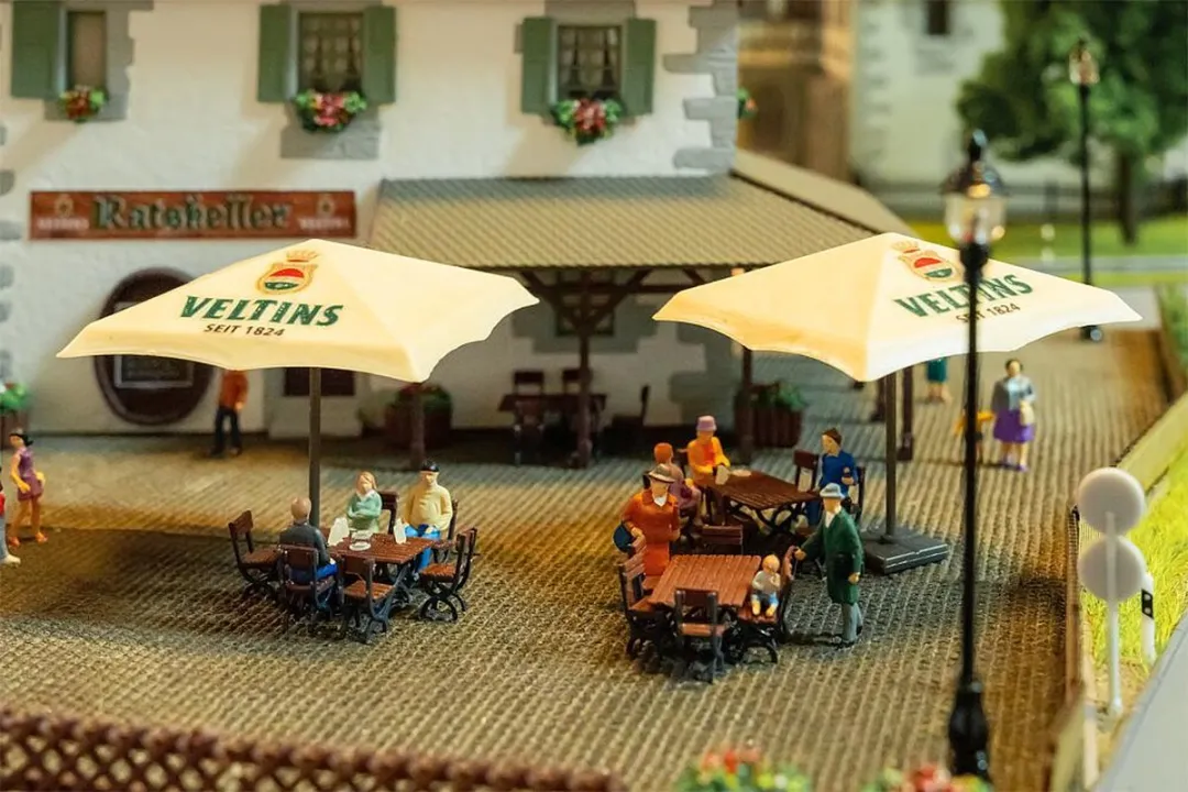 Faller H0 Biertuin Set Veltins