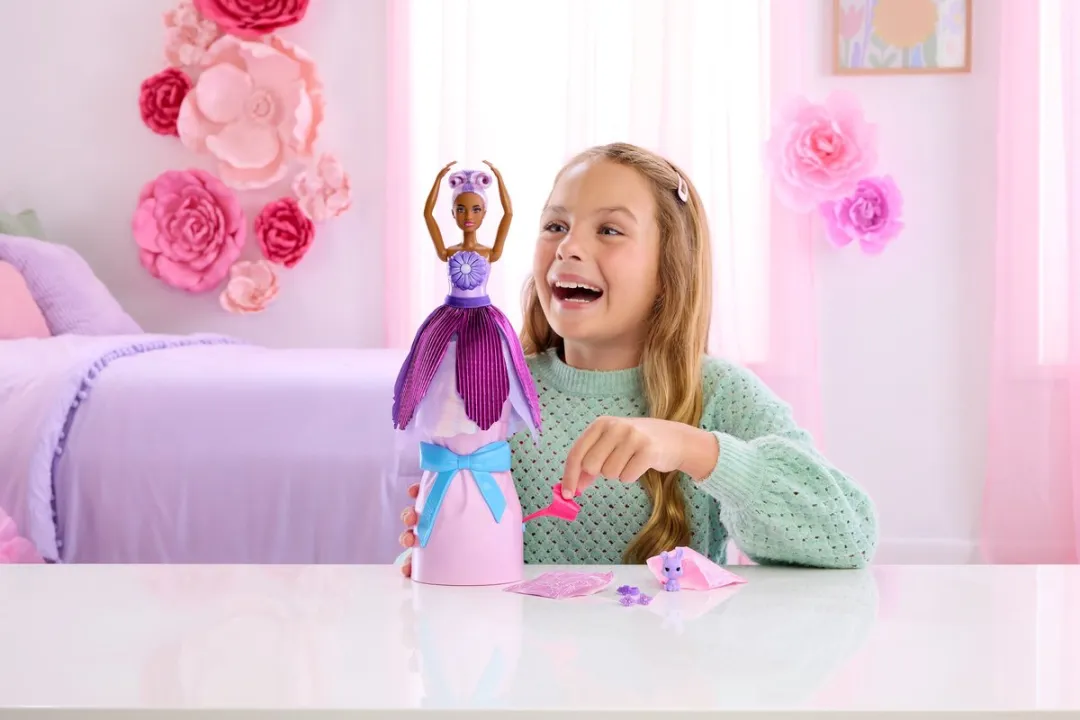 Barbie Petal Pop Modepop JMF58 - Paarse Madeliefje
