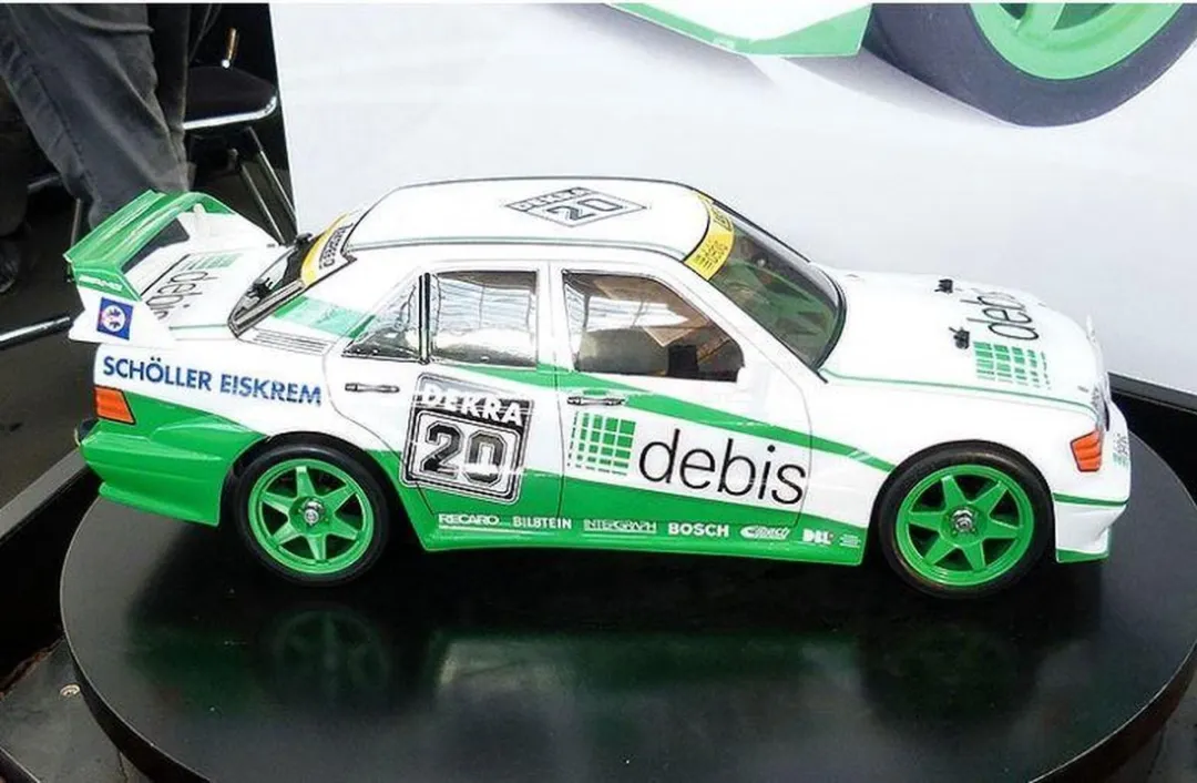 Tamiya 1/10 Mercedes-Benz 190 Evo.II Zakspeed 'debis' 58656 - Groen/wit
