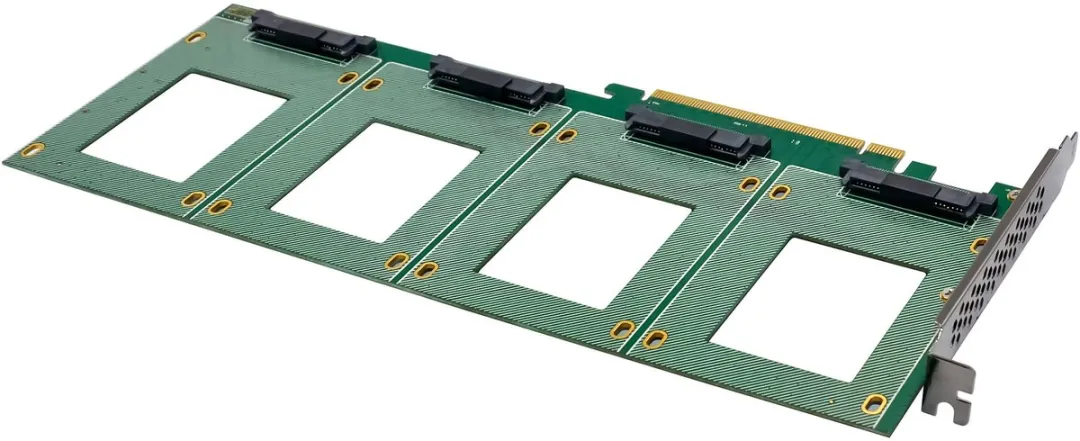 InLine PCIe Kaart naar 4x U.2 NVMe SFF-8639 - 76660R
