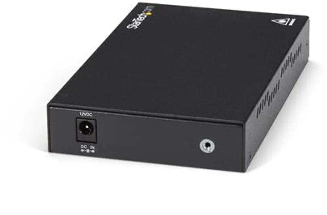 Startech ET91000SM10 Converter/Adapter - Zwart
