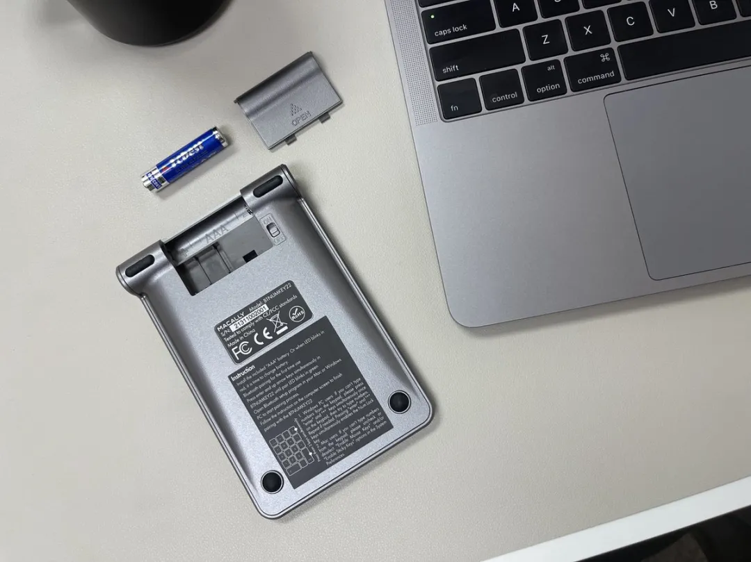 Macally BTNUMKEY22 Bluetooth Numeriek Toetsenbord - Spacegray - afbeelding 6 van 6