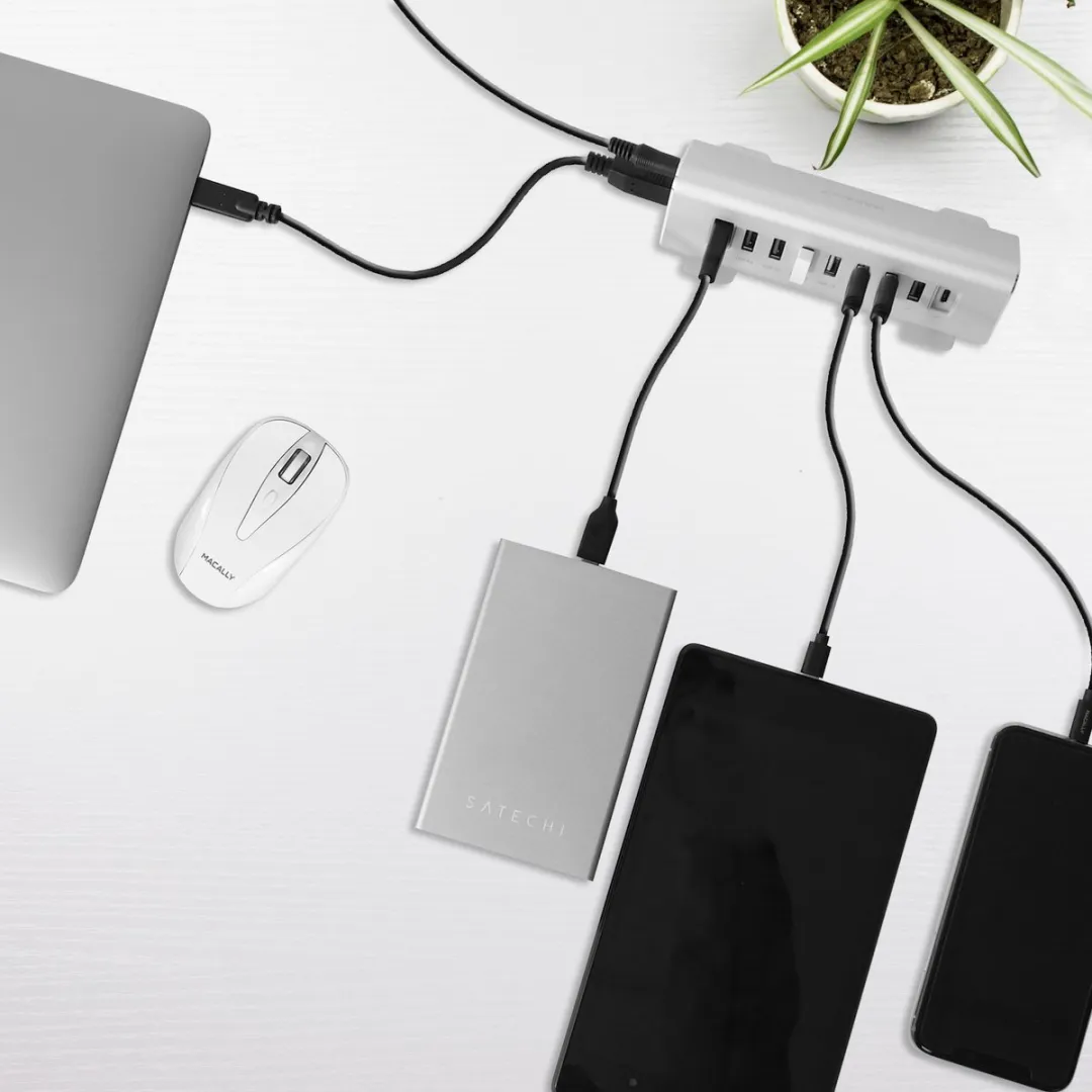 Macally UCTRIHUB9-EU USB-C Hub 9 Poorten - Zilver