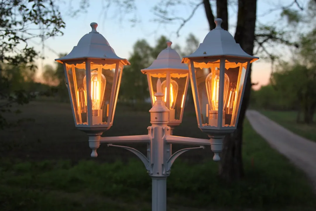 Star Trading Druppel-Edison Lamp E27 2.3W - Helder