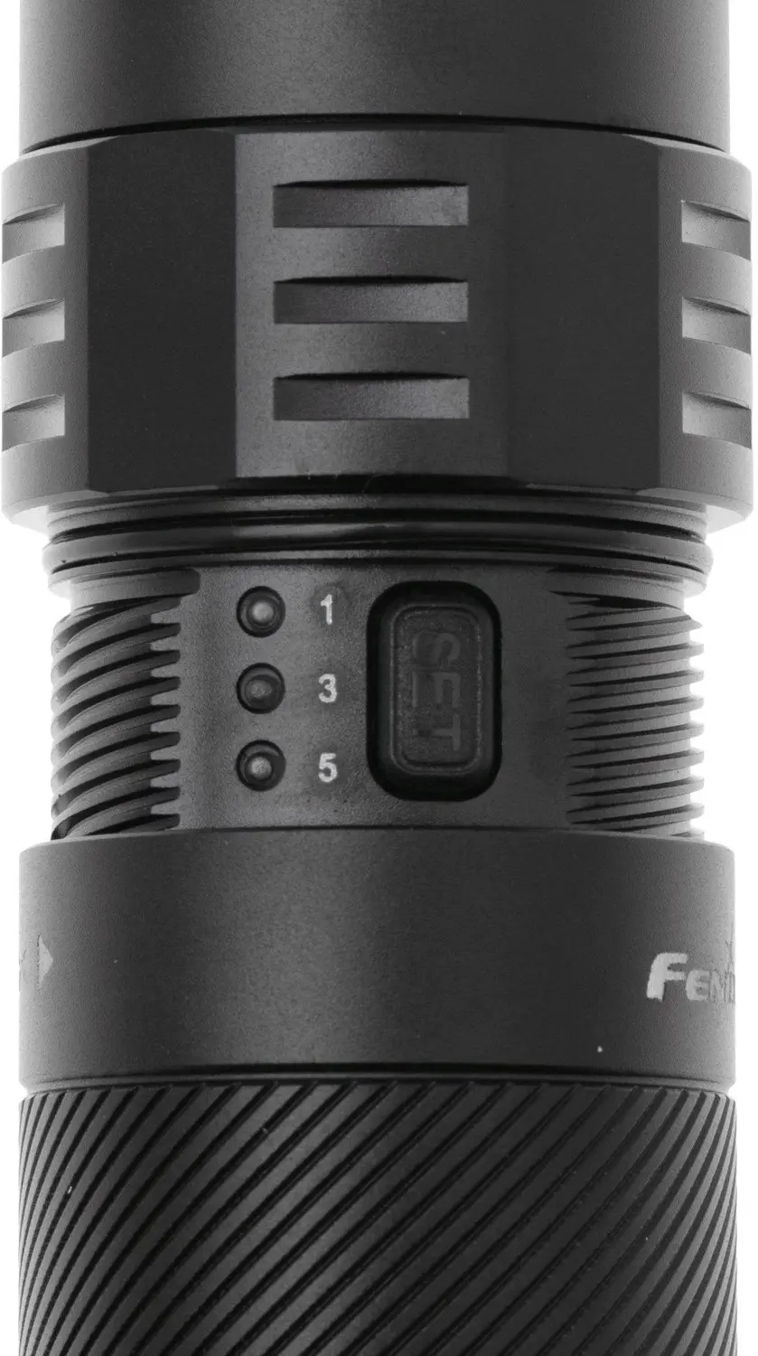 Fenix PD35R ACE zaklamp - 2000 lm - Zwart - afbeelding 4 van 5