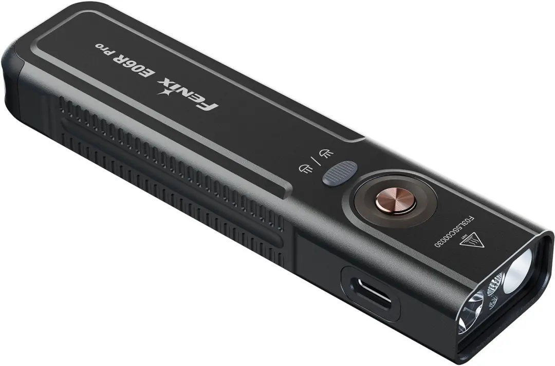 Fenix E06R PRO Zaklamp 1600 Lumen - Zwart - afbeelding 3 van 5