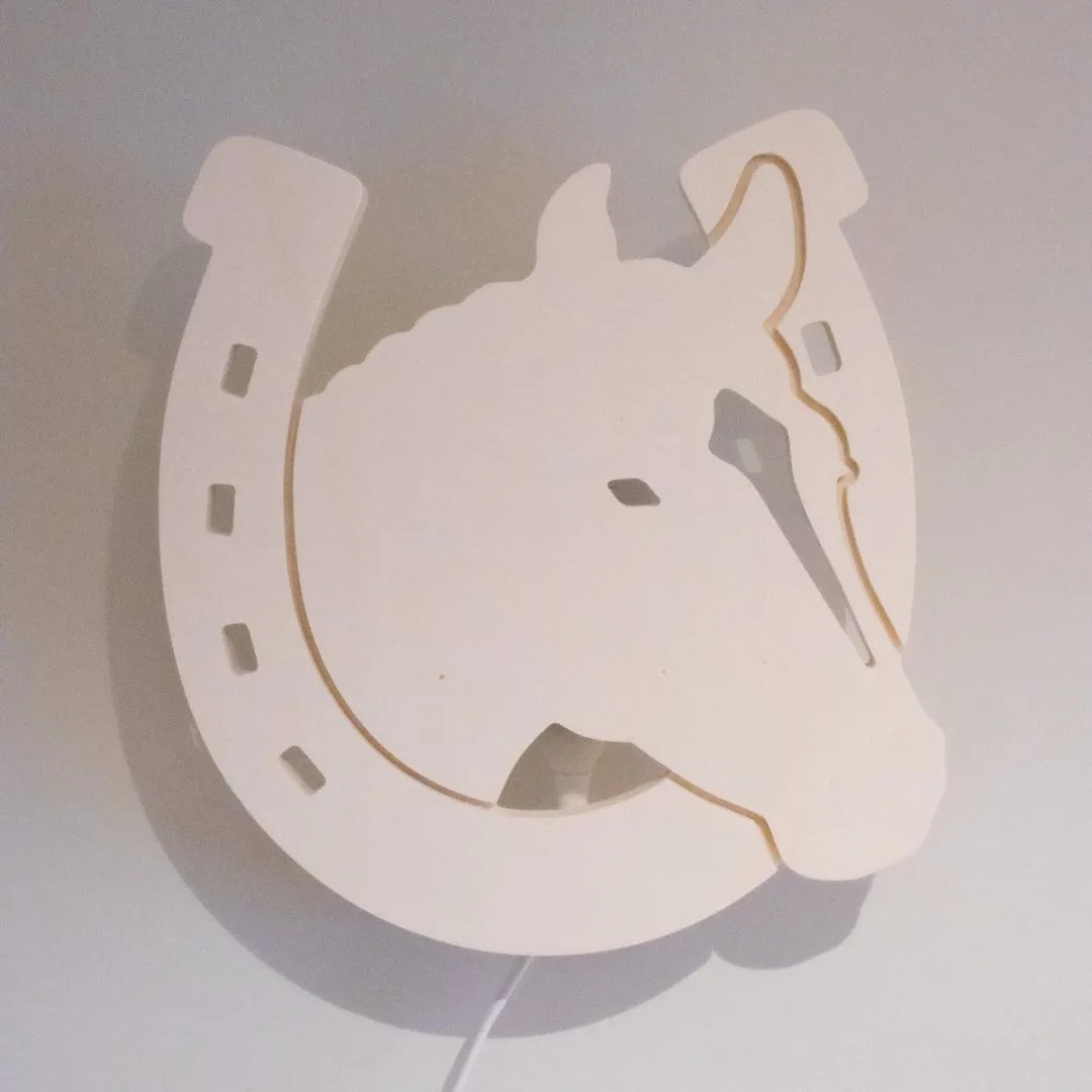 Houten wandlamp ~ Paard