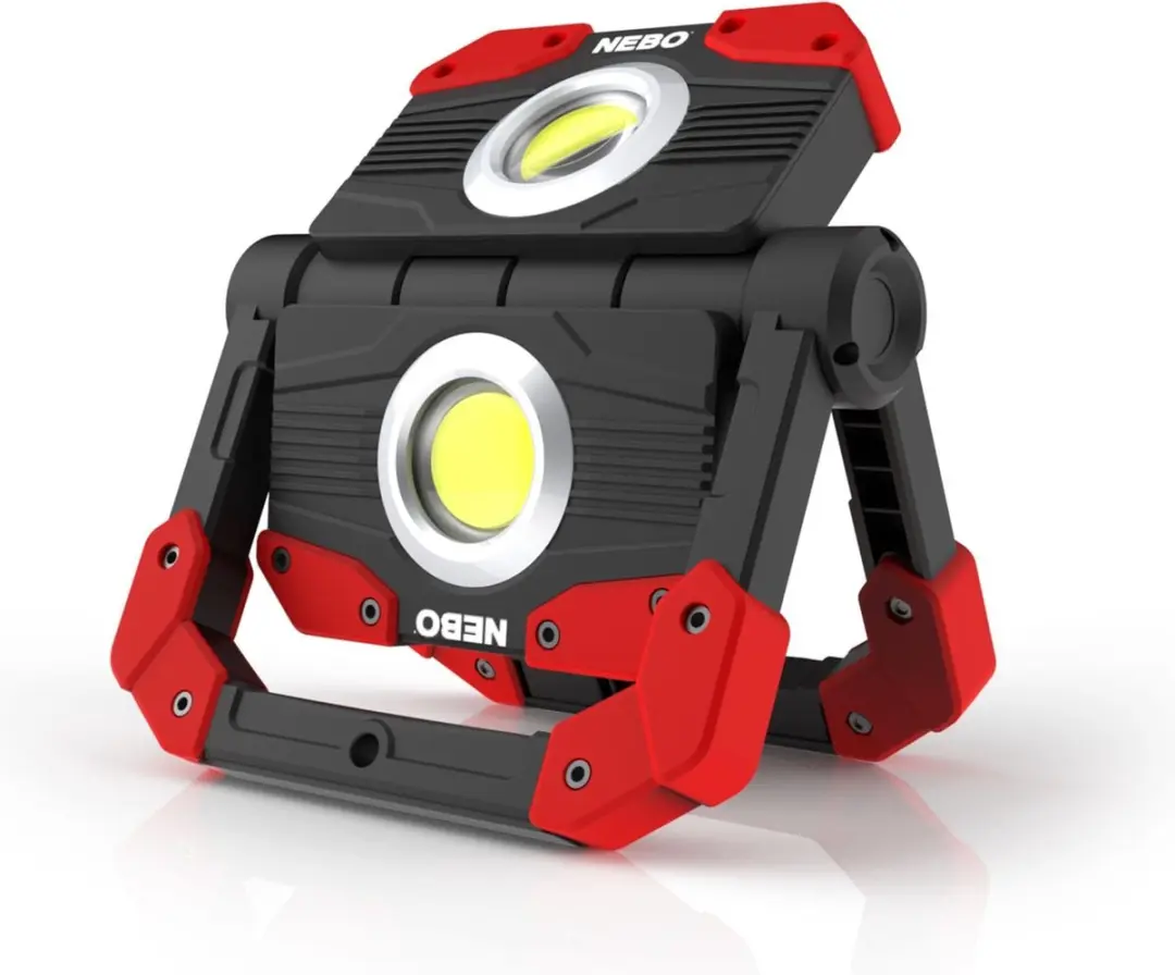 Nebo Omni 2K 2000 Lumen Oplaadbare Werklamp - Zwart/Rood - afbeelding 2 van 6