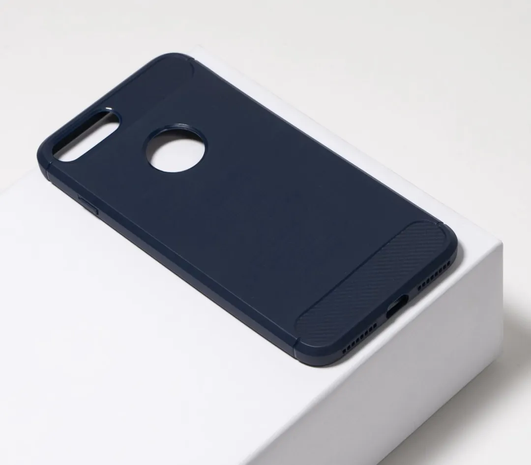 BMAX Carbon Soft Case iPhone 7 Plus - Blauw