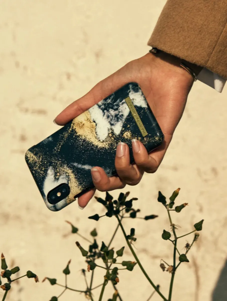 iDeal of Sweden Fashion Case iPhone 11 Pro Max/XS Max Black Galaxy Marble - IDFCAW19-I1965-150 - afbeelding 5 van 6