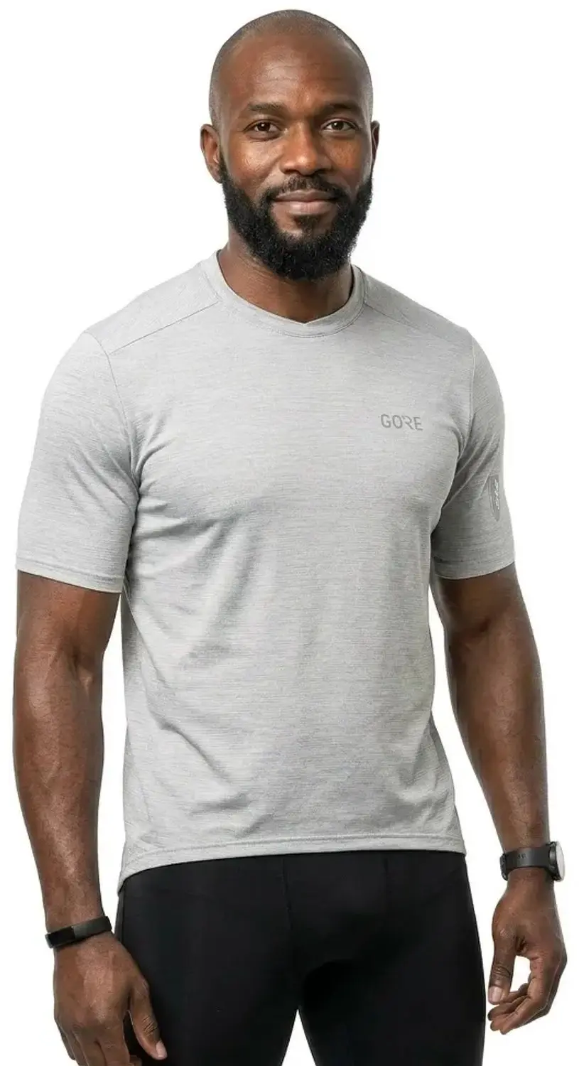 Q36.5 Adventure Tech Merino T-shirt Met Korte Mouwen Grijs L Man