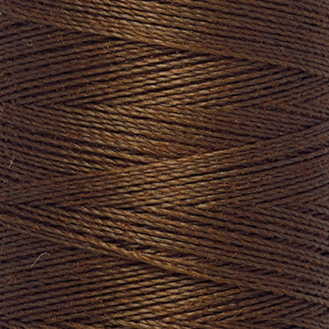Gutermann Polyester Naaigaren 767 - Bruin