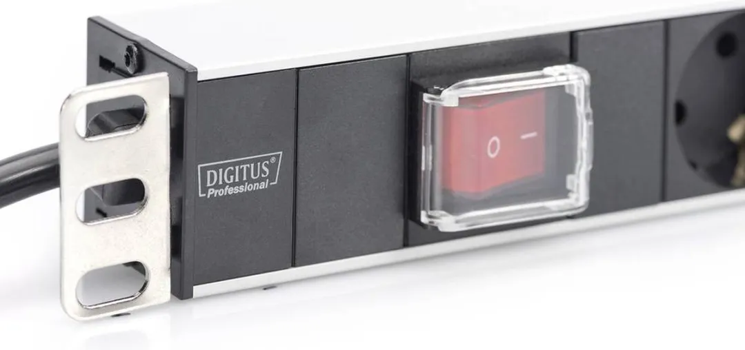 Digitus DN-19 PDU-7S Patchkaststekkerdoos - 7 Geaarde Contactdozen
