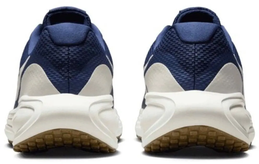 Nike Revolution 8 Heren Sneakers - 44 - afbeelding 5 van 6