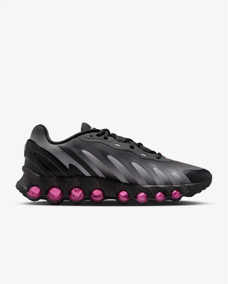 NIKE AIR MAX DN8 40