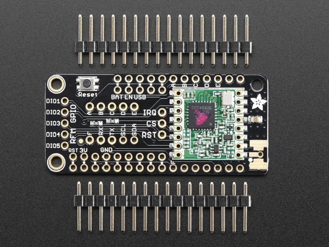Adafruit LoRa Radio FeatherWing RFM95W 433MHz