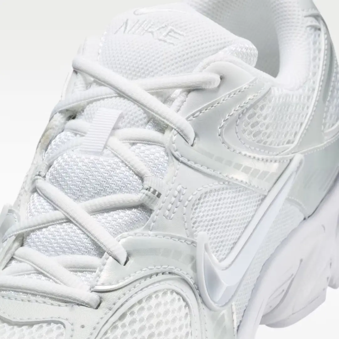Nike V5 RNR Unisex Sneakers - Wit - afbeelding 3 van 6